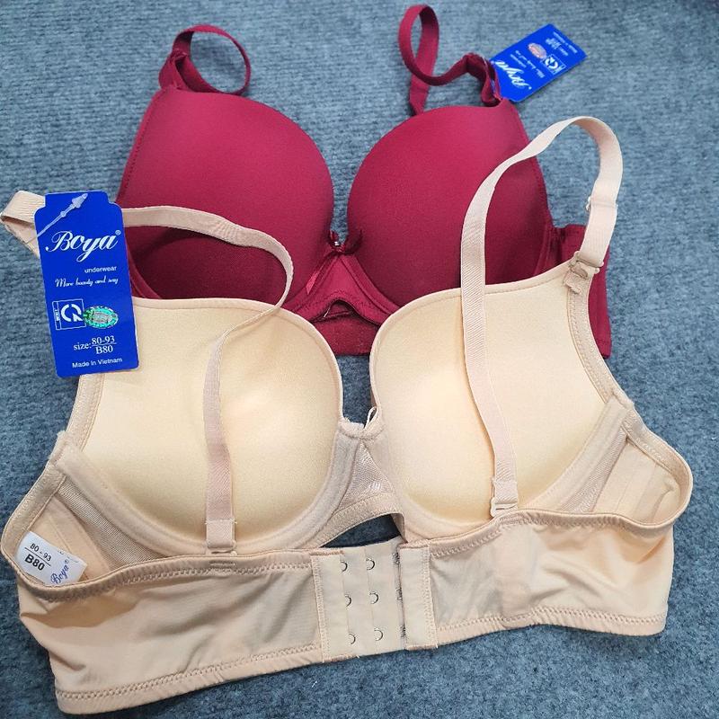 Áo Boya trơn (mã BY 062 ). mút nâng 3cm,có gọng,bản lưng vừa, 3 móc cài sau. 7