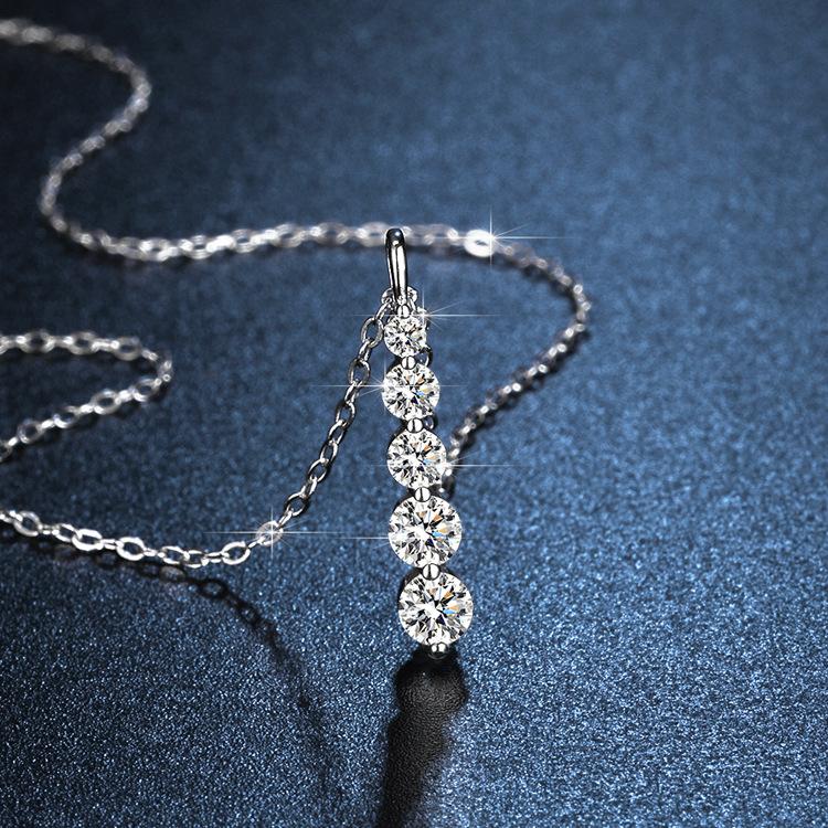 Hot Sale New Simulation Moissanite Straight Necklace Female Pendant Clavicle Chain Jewelry Internet Celebrity Same Style High Sense 1
