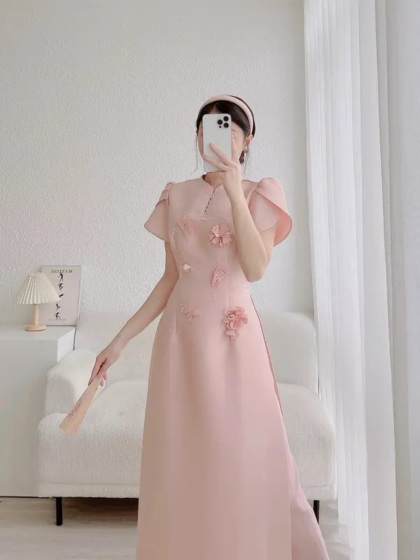 Áo dài Ái Phương tafta họa tiết thêu hoa thủ công 8