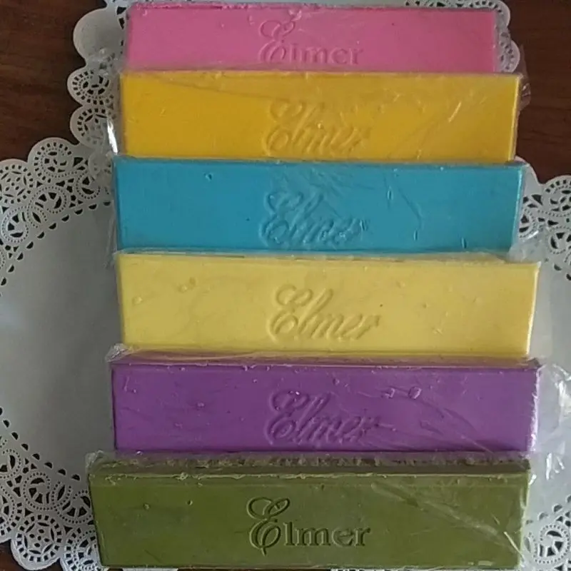 Coklat batang Elmer dan coklat warna warni coklat blok 1