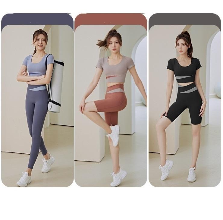 Product Introduction of Bộ đồ Tập Gym, Tập Thể Dục dành cho nữ S049. Set đồ 2 món gồm áo croptop có sẵn mút đệm và quần dài mặc tôn dáng. 5