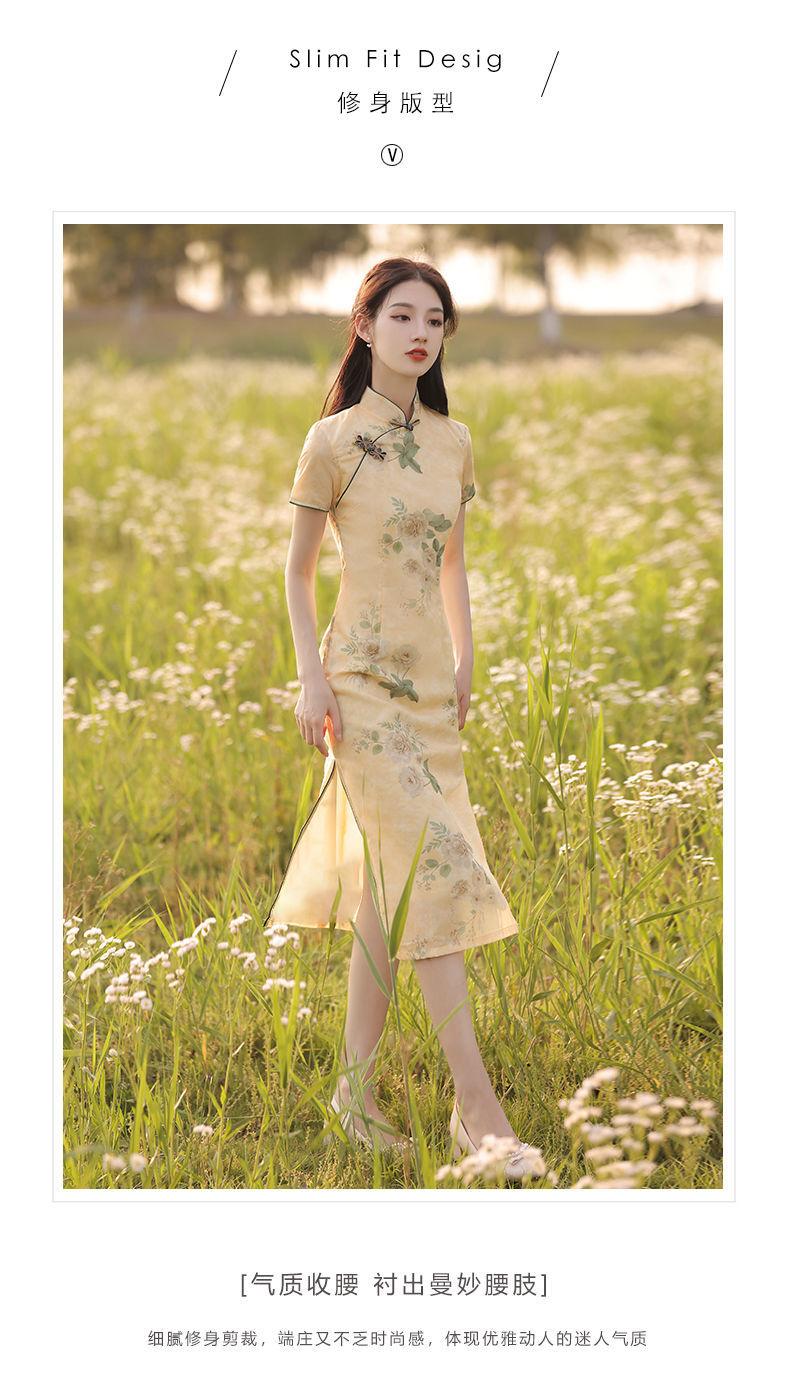 Product Introduction of Váy Nữ Phong Cách Cổ Điển Mùa Hè, Sườn Xám, Dài Trung Bình Thiết Kế Hoa, Trẻ Trung, Cải Tiến, Hàng Mới Về Năm 2024 3