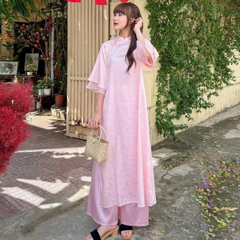 Set áo dài cách tân 2 tà nữ Maian áo đính nơ in hoa chất lụa gấm cổ tim dáng suông kèm theo quần lụa bóng ống rộng S5268 3