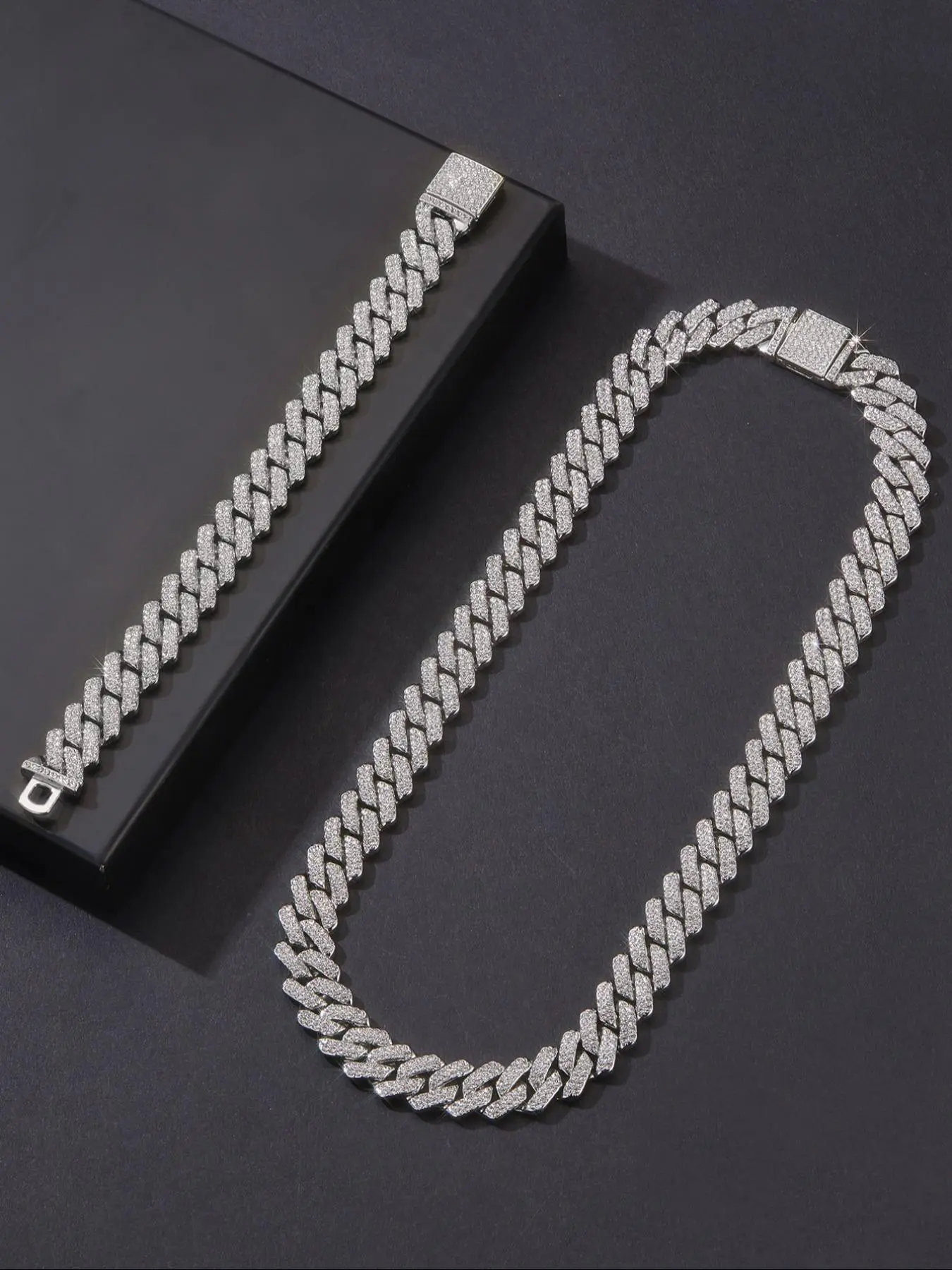 Unisex Street Trend Rhinestone Decor Jewelry Set, 2pcs/set Trendy Exquisite Cuban Link Chain Necklace & Matching Bracelet, Chic Hip Hop Jewelry Set As Gift for Girlfriend & Boyfriend