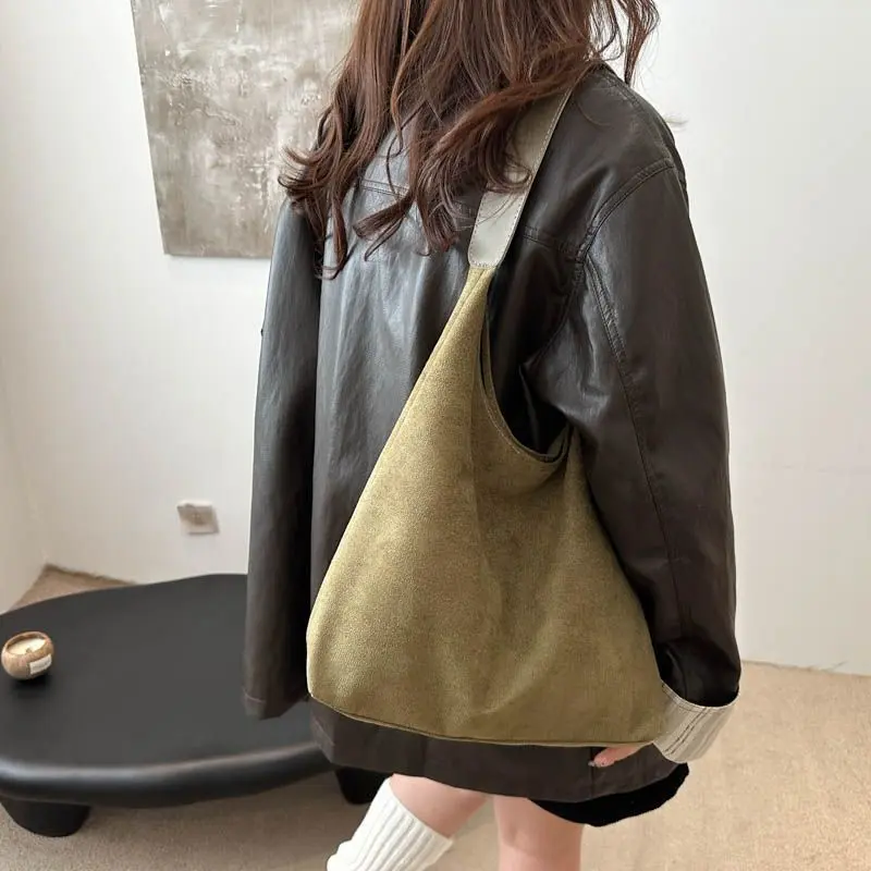 Beg Suede, Niche, Untuk Wanita, Fesyen Baharu 2024, Kapasiti Besar, Beg Bahu dan Ketiak, Gaya Retro, Mudah Padanan, Tote Komuter Bags Totebag