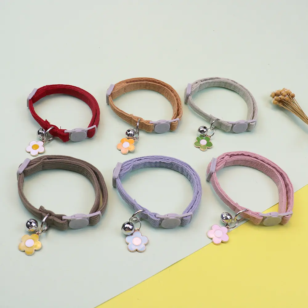 Pet Collar Flower Ornament Pet Jewelry Wear Resistant Puppy Kitten Neck Strap Pet Necklace Photography Prop Pet Supplies