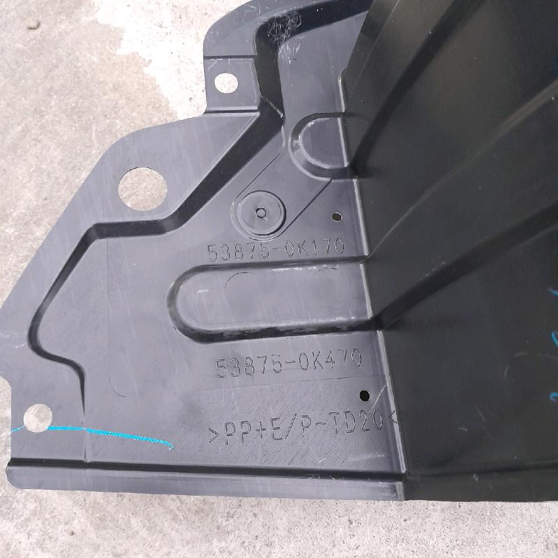liner fender spakbor depan kiri kanan innova reborn tahun 2016-2019 original Car 3