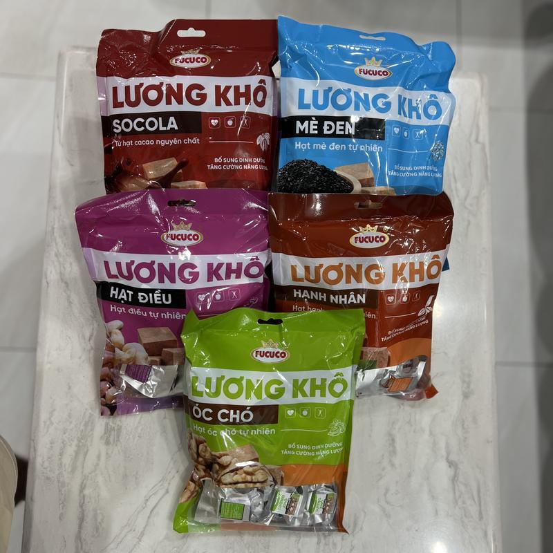 Lương khô ngũ vị dinh dưỡng loại 500gram mix 5 vị hạt điều hạnh nhân óc chó mè đen socola Thức Ăn Vặt SEE FOOD A1 Snack ngucoc