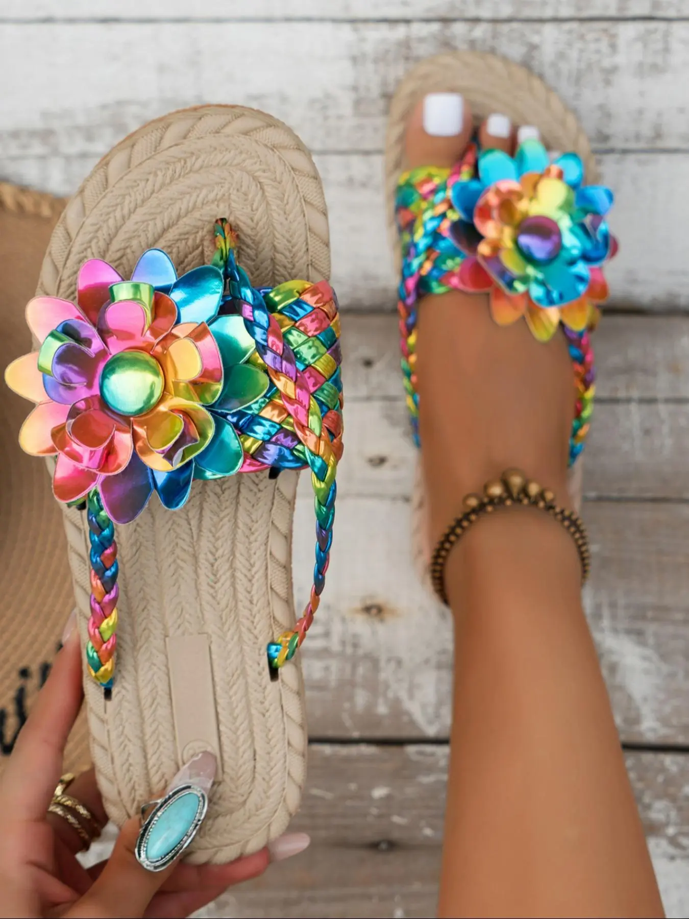 Women's Fashionable Flower Design Slides, Casual Comfortable Flat Sandals for Summer, Lightweight Breathable Shoes for Beach Vacation, Footwear