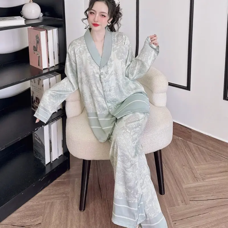 Đồ bộ pyjama mặc nhà lụa latin cổ sam , in hoạ tiết rừng màu xanh min nhạt sang trọng , có bigsize 90kg