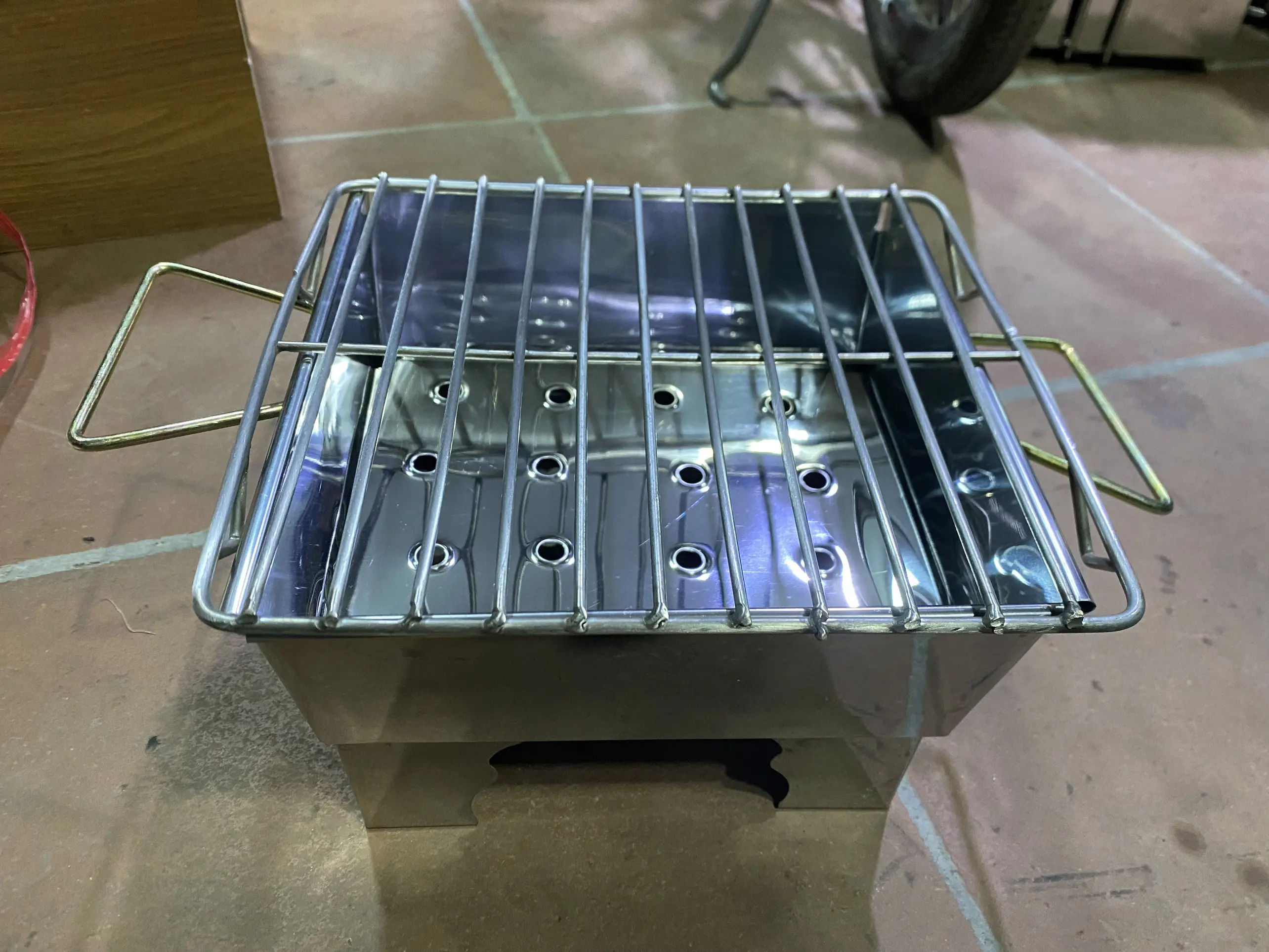 Bếp nướng than hoa inox, bếp nướng BBQ ngoài trời (bán vỉ rời) 20*20cm bep  nuong gas small  grill bầu  đựng vi  nuong