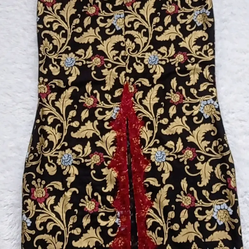rok duyungprada tiga warna kombinasi renda Wanita Motif Panjang 0