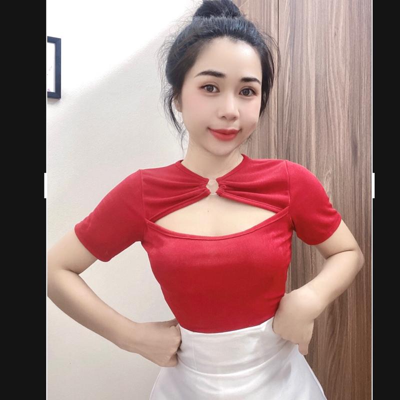 Áo Nhũ Cộc Tay Hở Ngực Phối Khuyên Tròn Sang Chảnh 2