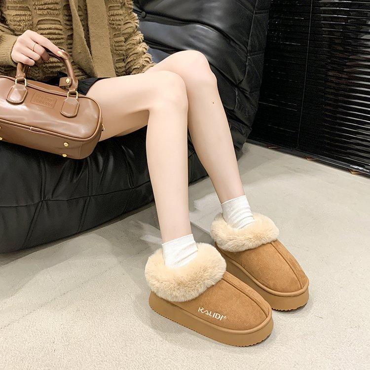Product Introduction of Women's Cotton-Padded Shoes Winter 2024 New Popular Home Warm Velvet Cotton Slippers Non-Slip Simple Advanced Snow Fashionable Boots 27