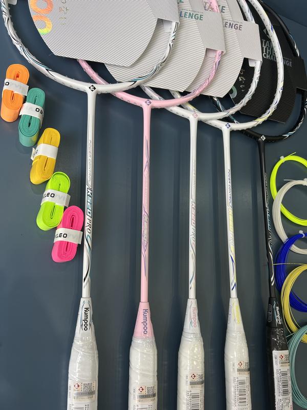 Vợt cầu Lông Kumpoo K520 pro chính hãng, Căng Sẵn; 5 màu tha hồ lựa chọn