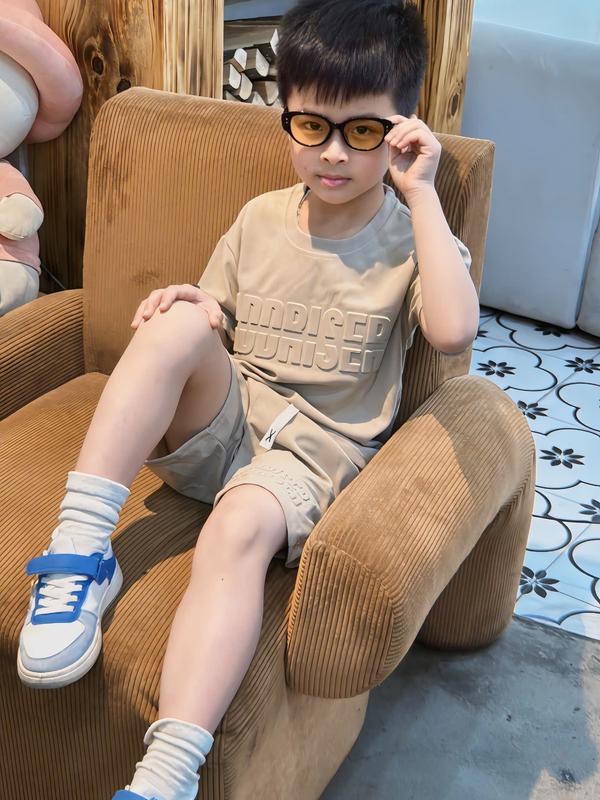  Bộ quần áo thể thao cho bé trai MINTKISD01 dập vân nổi chất liệu vải Waffle thoáng mát thấm hút mồ hôi. 