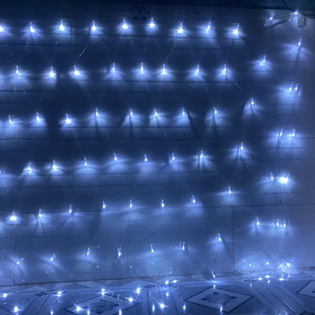 ĐÈN LED TRANG TRÍ dạng ĐÈN LƯỚI mắt cá 3m x2m  dùng điện có phích nối tiếp nhiều bộ 7