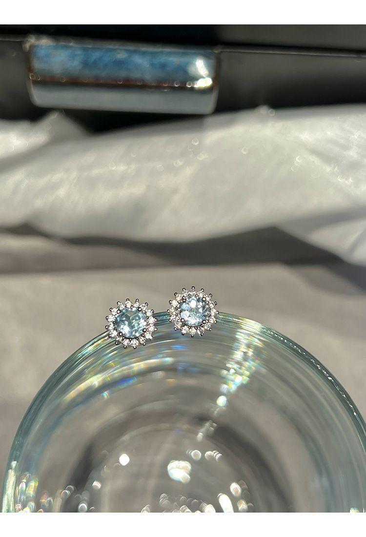 Product Introduction of Summer Fresh High Imitation Olivine Topaz Sterling Silver Needle Dopamine Stud Earrings Special-Interest Design High Sense Earrings Gift 10