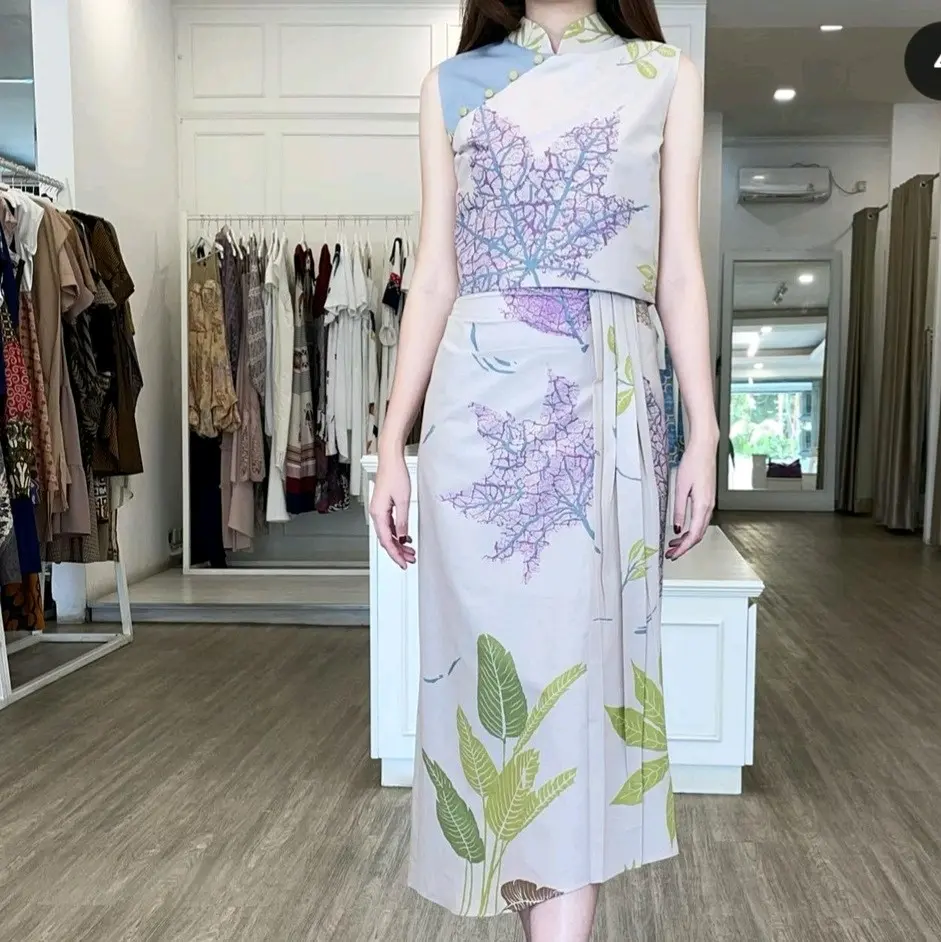 BLUS DAN ROK SETELAN BATIK KATUN PREMIUM. MOTIF DAUN CINTA