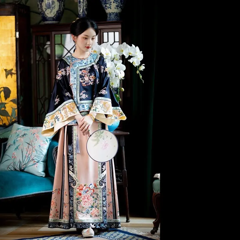 Áo Nữ, Yjuang Thanh Lịch, Hàng Mới Về Mùa Thu, Được Làm Bằng Vải Satin, Công Nghiệp Nặng, In Thêu Toàn Bộ Giả, Cổ Bẻ Áo Pipa, Phục Hồi Phong Cách Thanh Han 2
