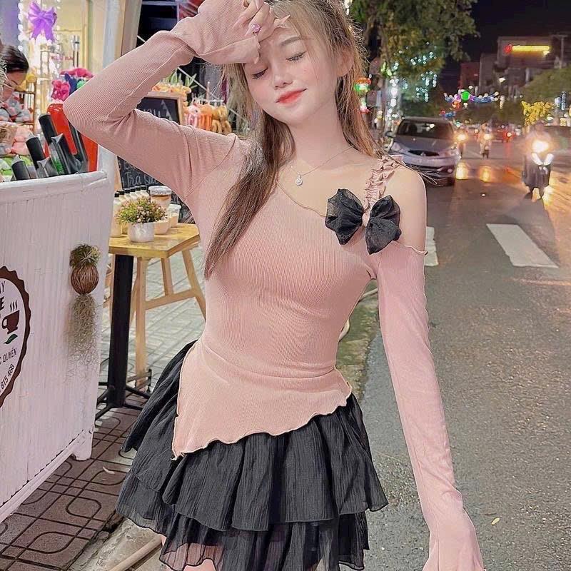 Áo nữ kiểu lệch vai đính nơ tay dài vạt chéo top tay loe