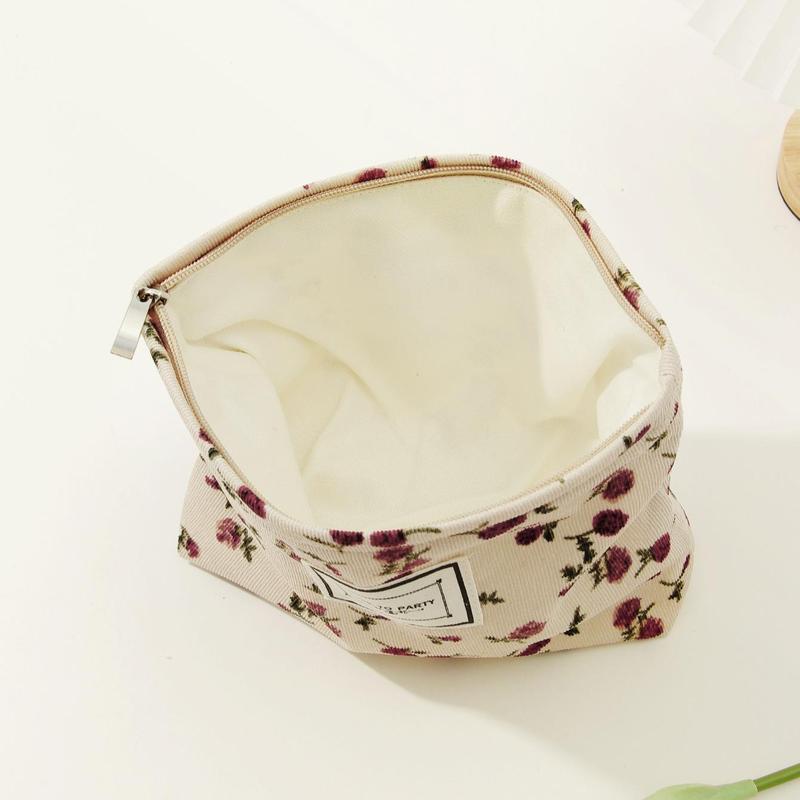 Product Introduction of Vintage Floral Pattern Makeup Bag Set, Large Capacity Cosmetic Storage Bag with Zipper, Versatile Makeup Organizer Pouch for Travel 15