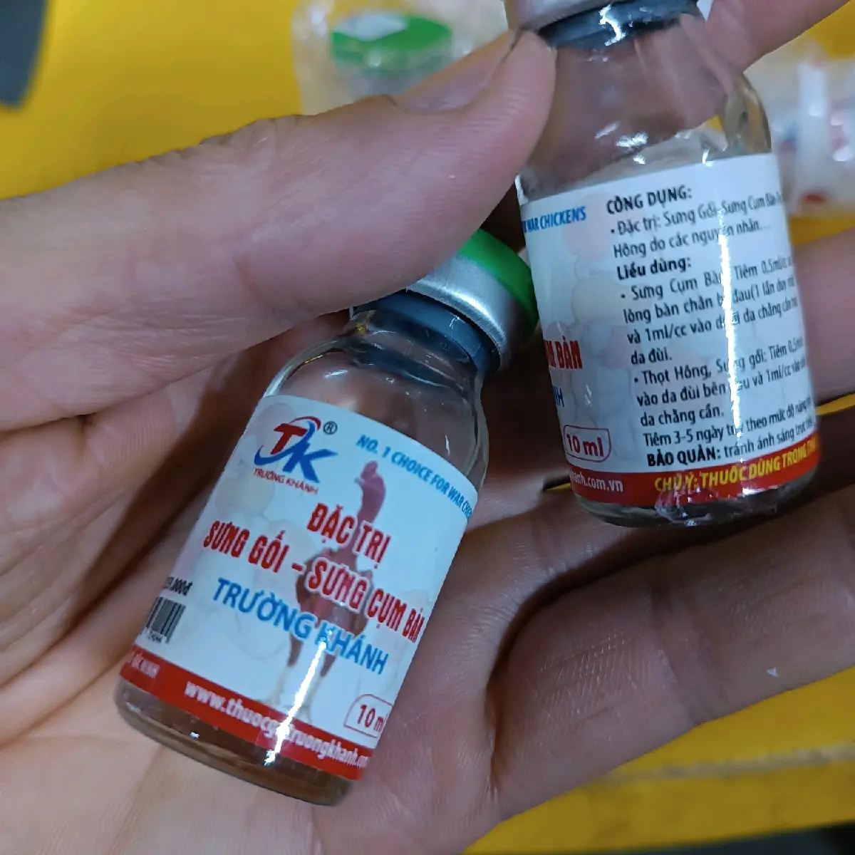 Thuốc tiêm đặc trị sưng gối, sưng củ bàn Trường Khánh dùng cho gà chọi, tặng Xilanh tiêm