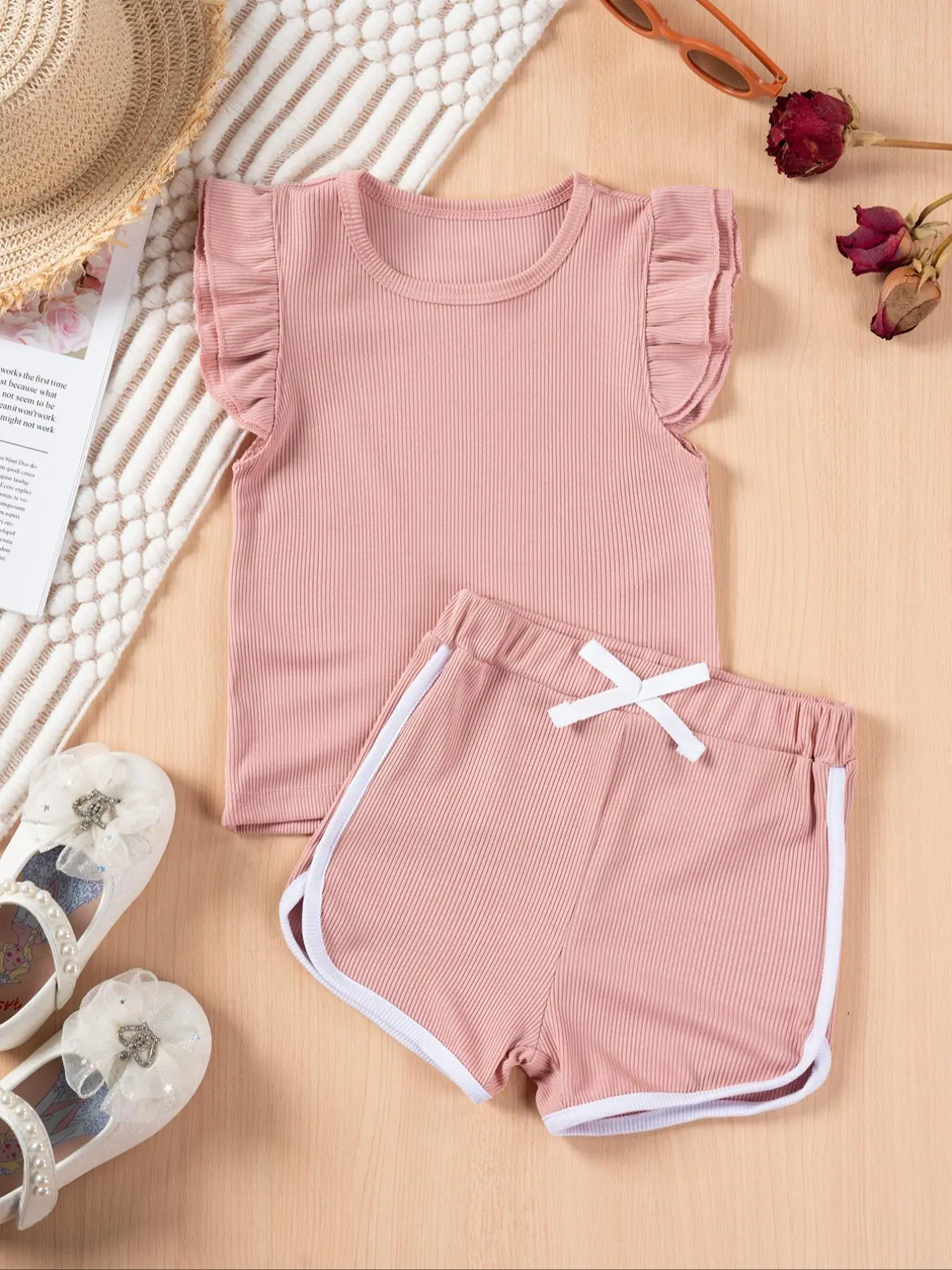 Two-piece Set Toddler Girl's Solid   Top  & Elastic Waist Shorts, Cute Casual Round Neck Short Sleeve T-shirt & Shorts for Daily Wear, Kids Summer Clothes