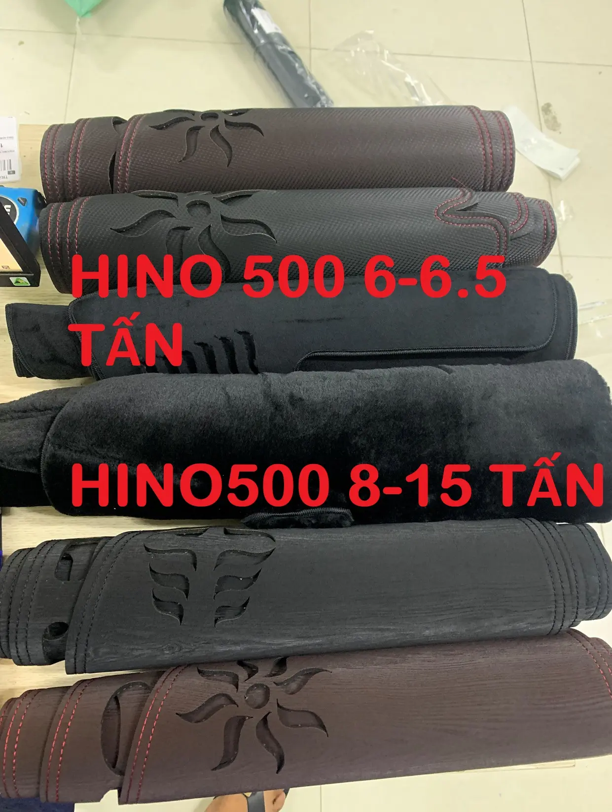 Thảm taplo xe tải HINO 500 6-6.5 TẤN và HINO500 8-15 TẤN chất liệu da vân gỗ-da carbon-nhung chống nắng che nắng cho bề mặt taplo khỏi phai màu Cao Su Phụ Tùng
