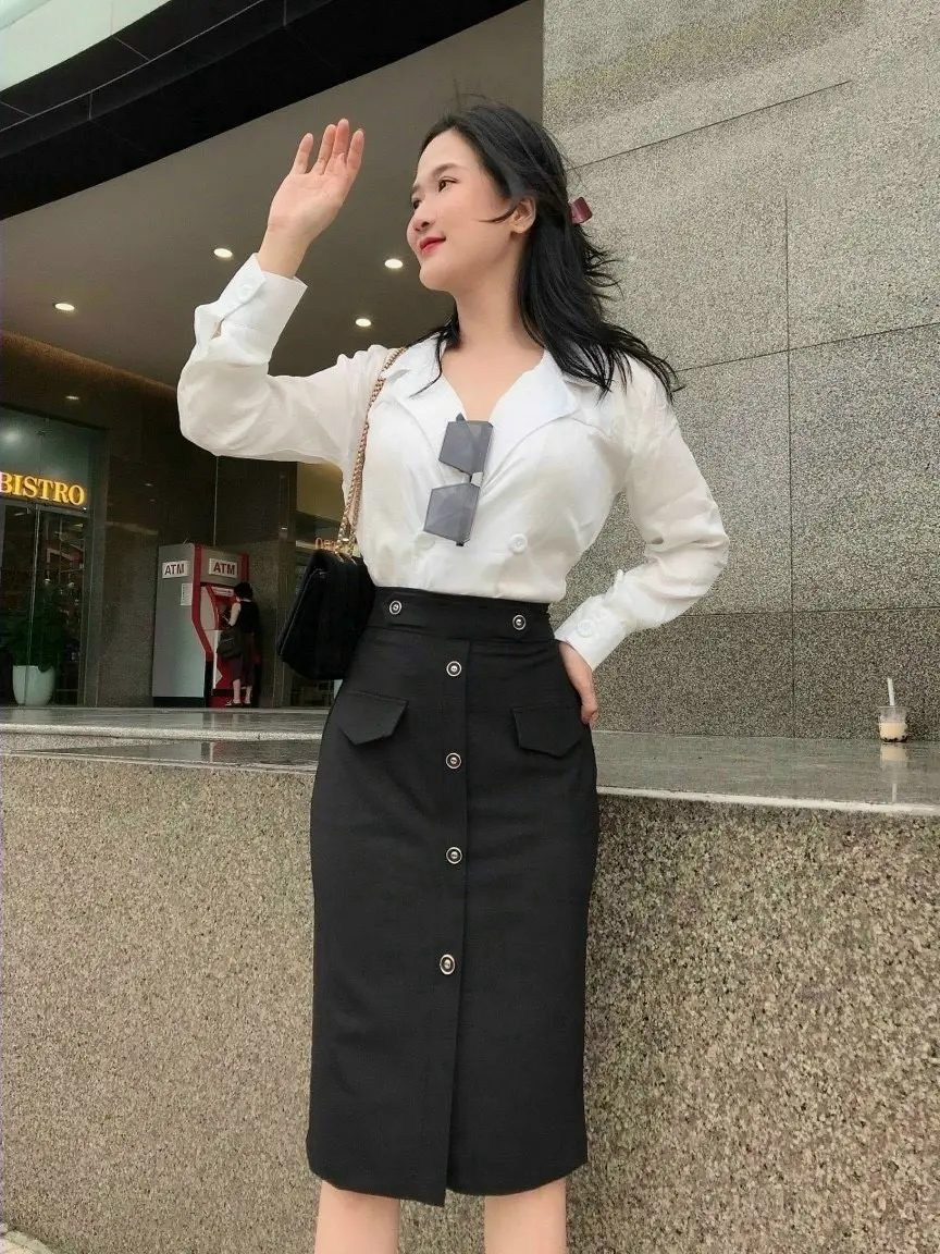 Chân Váy Bút Chì Công Sở Phối Trang Trí