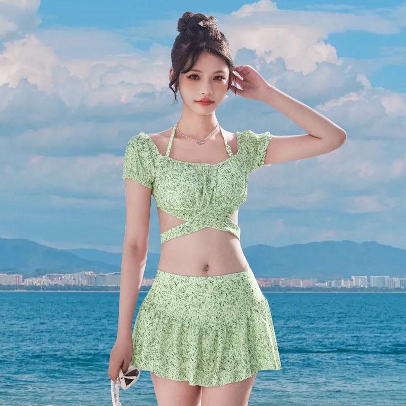 Áo Tắm, Dành Cho Phụ Nữ, Phong Cách Bảo Thủ, Váy Hai Mảnh Xẻ Tà, Mỏng Vừa Vặn, Người Hâm Mộ Cổ Tích Gợi Cảm, Góc Phẳng, Thích Hợp Cho Kỳ Nghỉ, Hàng Mới Về Năm 2025 1