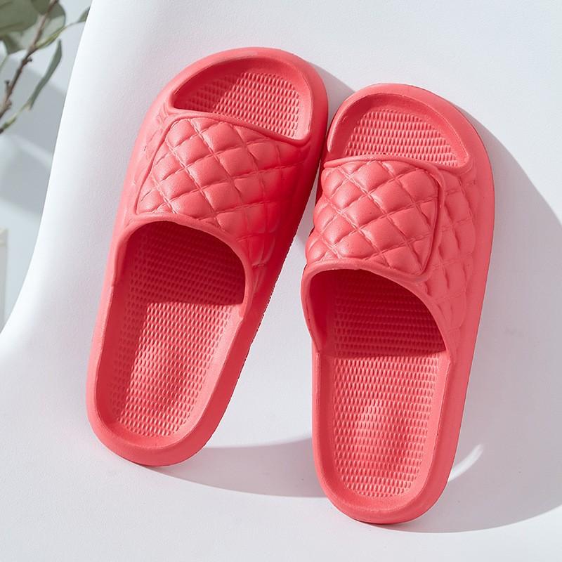 Product Introduction of Dép Đi Trong Phòng Tắm, Phong Cách Mới, Dành Cho Phụ Nữ Và Nam Giới, Thích Hợp Cho Mùa Hè, Tắm, Rò Rỉ, Không Trơn Trượt, Dép Lỗ Rỗng Sử Dụng Trong Nhà 20
