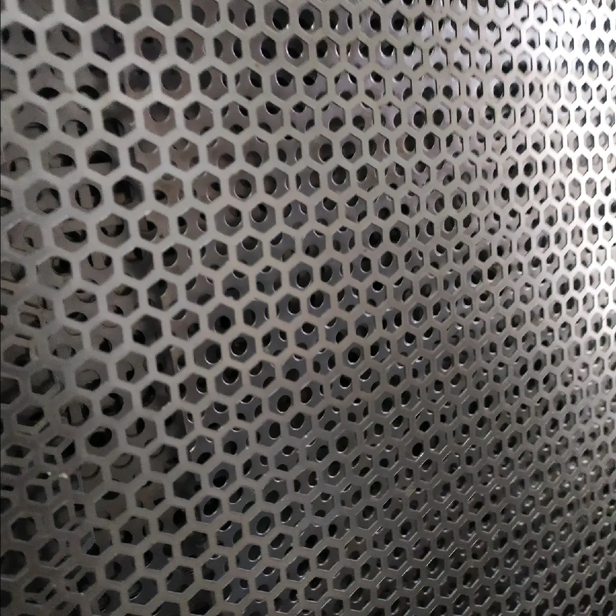 plat ram speaker hexagonal lobang 6mm 40cm x 60cm Logam Accessories