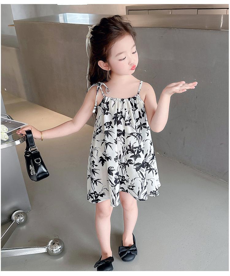 Product Introduction of Summer New Girls' Braces Skirt Floral Fashionable Temperament Children's Sleeveless Seaside Travel Versatile Skirt 10
