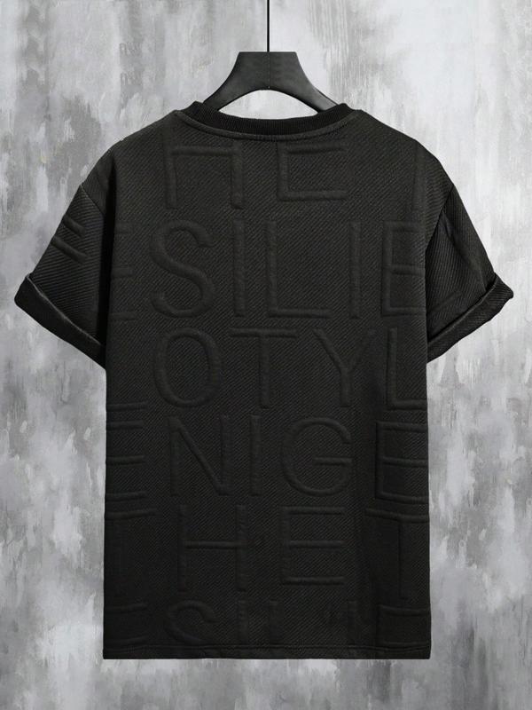 Men's Regular Fit Letter Embossed Round Neck Tee, Graphic Tees Y2K, Casual Shortsleeve Crewneck T-shirt for Summer, Comfy Men's Streetwear Top for Daily Wear, Menswear 3