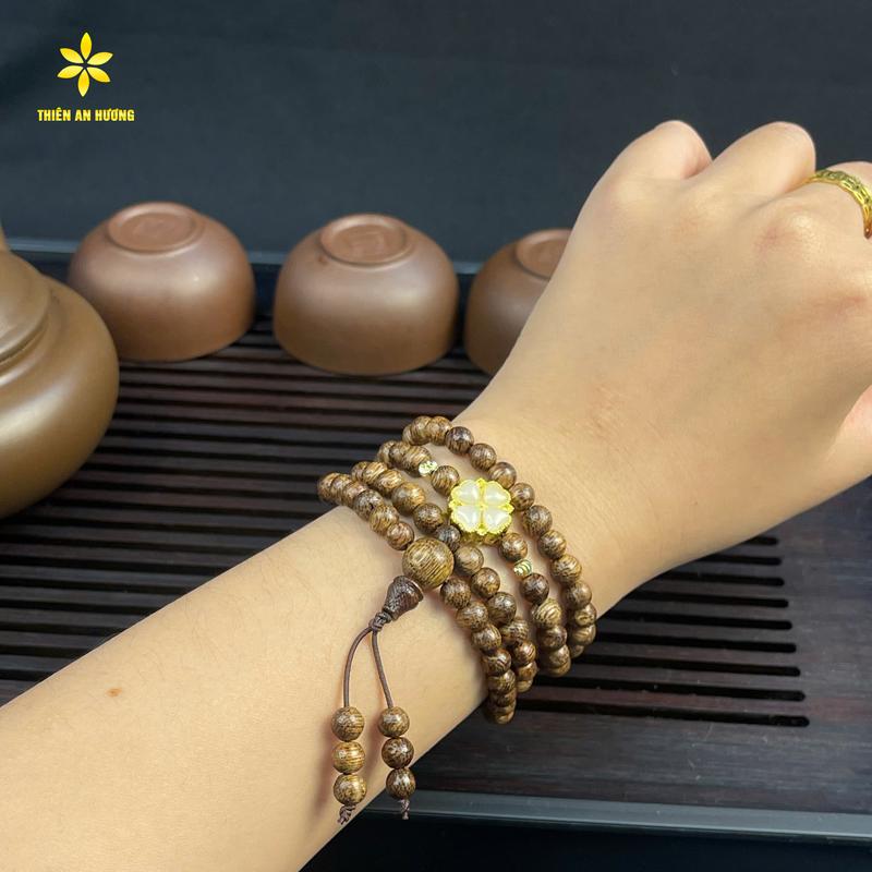 Vòng Tay Trầm Hương 108 Hạt Mix Cỏ 4 Lá May Mắn Hi Vọng Theo Mệnh - Thiên An Hương tặng kèm hộp đựng vòng tay 4