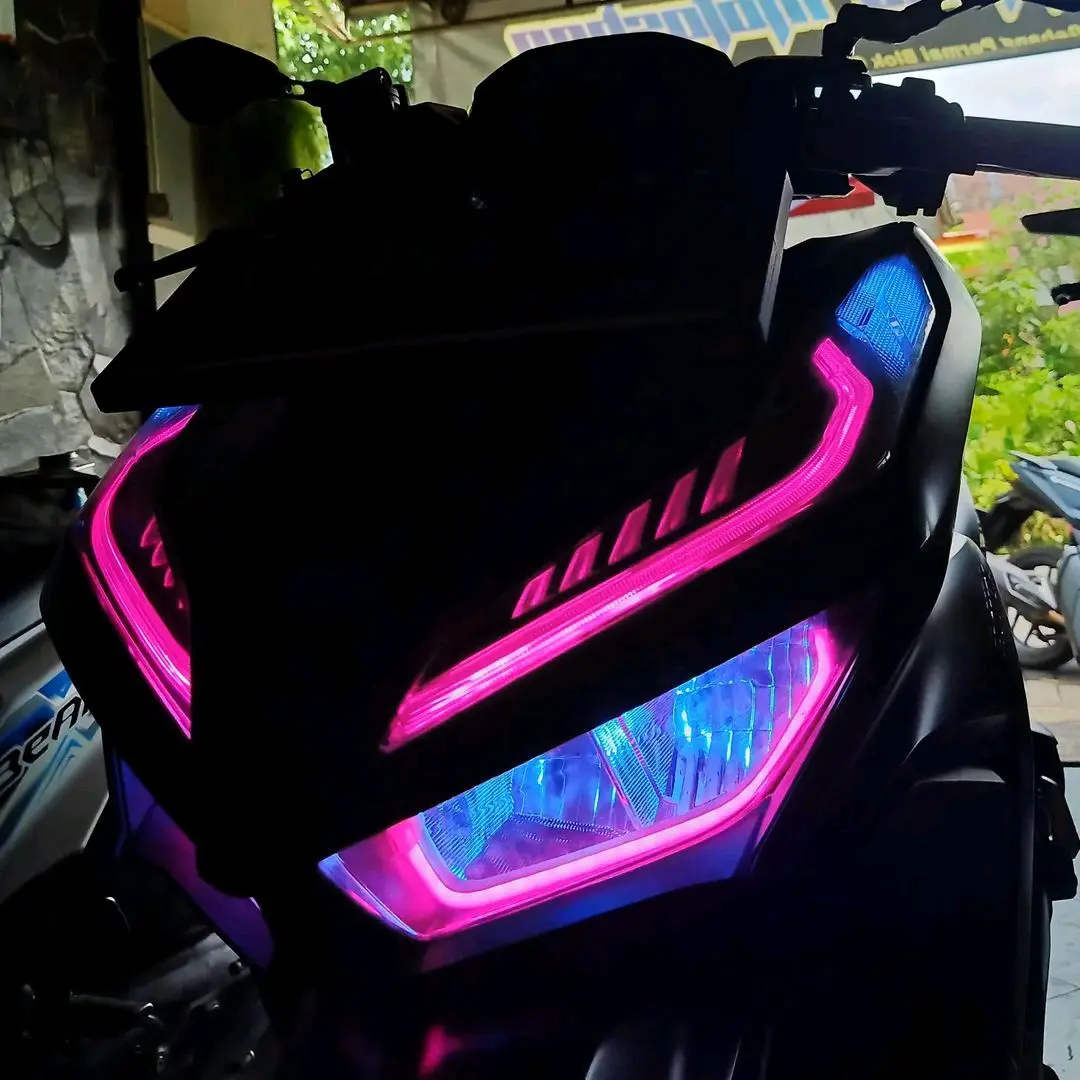 Terbaru paket 4 lampu alis led alis new vario 125 150 tahun 2019 sampai 2023 no bintik Foto real