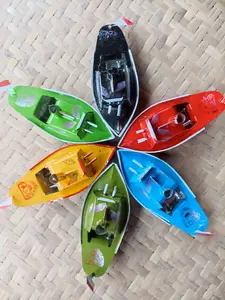 Kapal Otok mainan tradisional UK. 15 cm