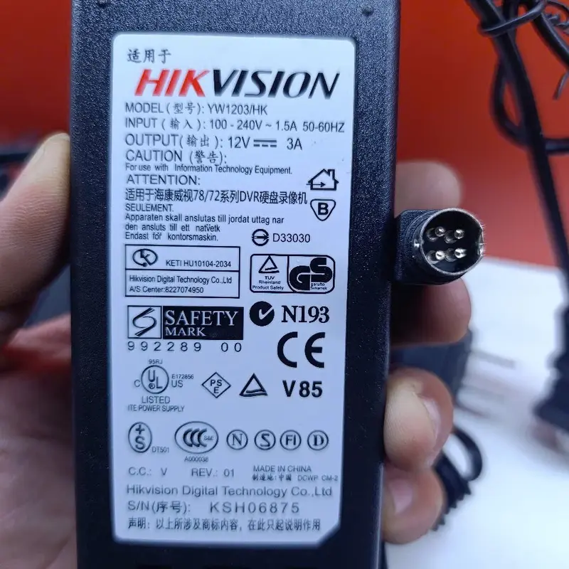 Nguồn đầu ghi Hikvision 4 chân 12V3A (4 pin) 0