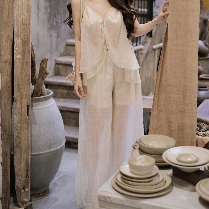 THUYVANTRAN Set áo yếm xẻ vạt trước mix quần dài có lớp lót 5