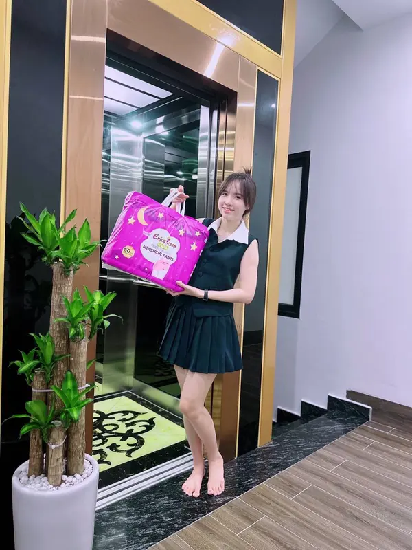 COMBO 50 MIẾNG BĂNG VỆ SINH QUẦN ENJOY QUEEN 40-80 KG, THẤM HÚT, THOÁNG KHÍ, DÙNG BAN NGÀY VÀ BAN ĐÊM 2