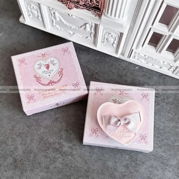 mút đánh nền Flower Knows heart shaped marshmallow powder
