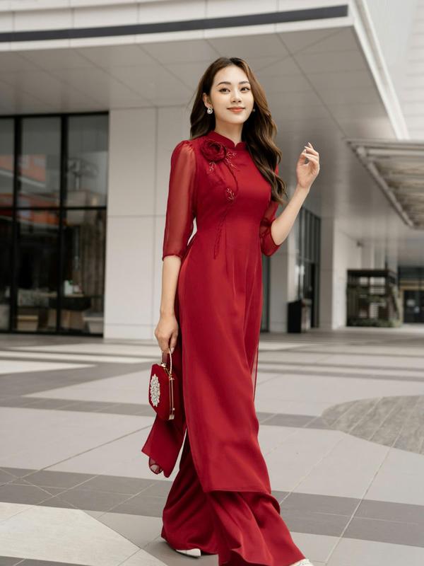 ÁO DÀI CÁCH TÂN ( VOAN TƠ CAO CẤP ) MỀM MỊN TIỂU THƯ TAY LỠ ĐÍNH KẾT HOA TẾT DÂY 6