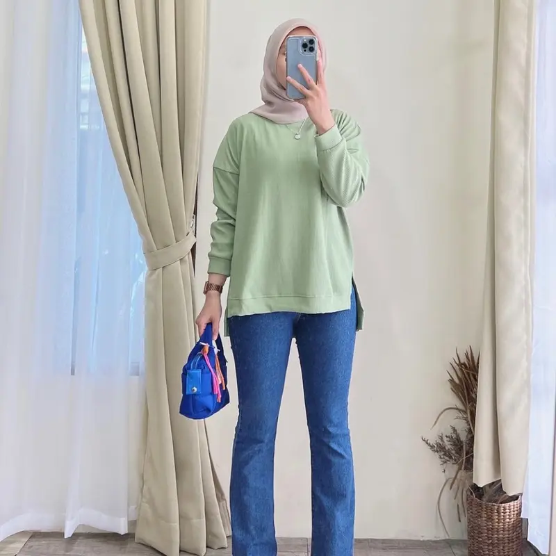 Atasan blouse wanita bahan hanover merk clarke Fit Kaos 3