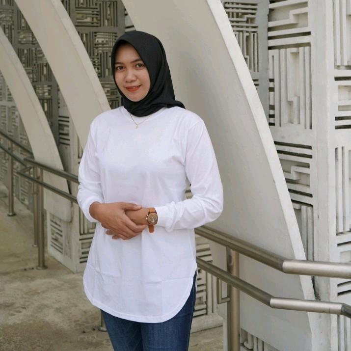 Kaos Polos Oval Perempuan Berhijab - Model Santai Hitam - Combed Katun Nyaman 4
