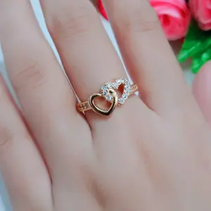 PERHIASAN WANITA CINCIN TITANIUM MOTIF LOVE GANDENG PERMATA CANTIK ANTI LUNTUR/KARAT