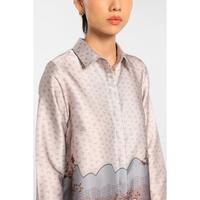 Gambar MINIMAL - Shams - Blus Motif Floral - Beige - S, Beige dari Manzone Store Kab. Pemalang 5 Tokopedia