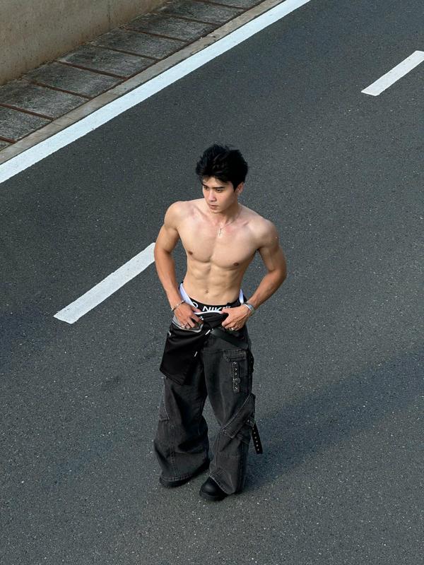 Quần jeans unisex local brand HUGU -FENCIN - chất liệu denim, form rộng, wash túi hộp, nút kim loại  Menswear Pants Có Túi quanjean nam Ong 1
