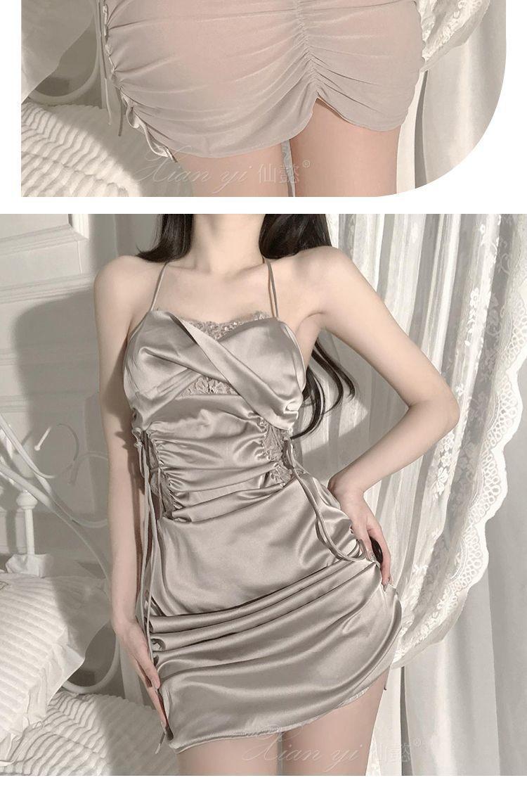 Product Introduction of Váy Ngủ Mùa Hè, Hàng Mới Về Năm 2025, Đồ Ngủ Nữ Gợi Cảm, Quần Áo Cảm Xúc, Ren Bó Sát, Trong Suốt, Thích Hợp Cho Mùa Xuân Và Mùa Thu, Phong Cách Dễ Thương Và Gợi Cảm, Thiết Kế Mơ Lén, Làm Bằng Lụa Lạnh 12
