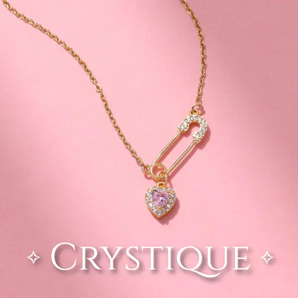 Safety Pin Necklace with Heart Charm Pink Crystal Hearts Pendant Paperclip Necklace for Woman Hollow Pin Heart Chains Choker